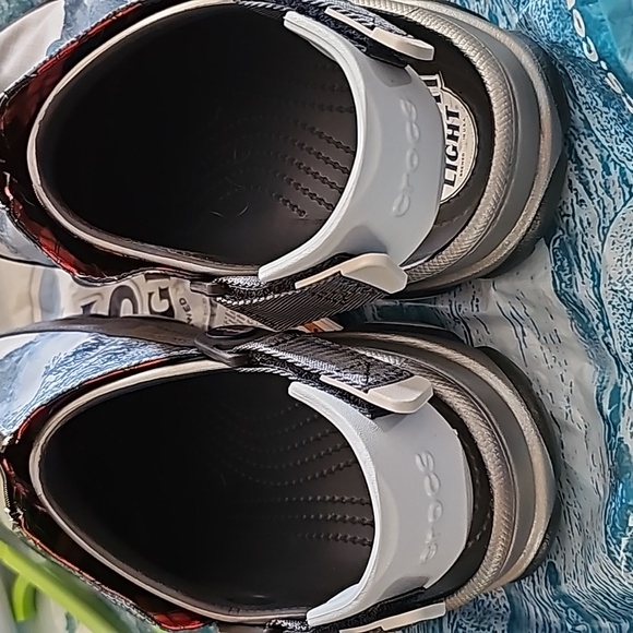 NWT Busch beer X Crocs. All terrain with specialty bag and working flashlight! - Picture 5 of 6
